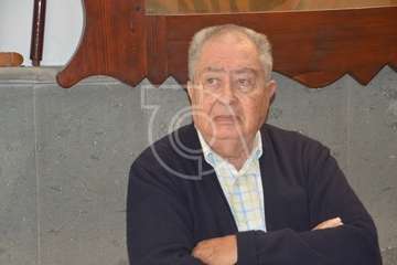 El Casino de Telde homenajea a 18 socios y al que fuera su conserje durante 40 años (Foto TA y TF)